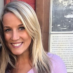 Meet your Posher, Mckenzie